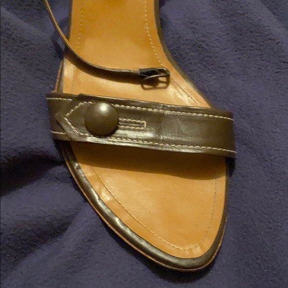 Banana Republic leather strap heels - Picture 2 of 4
